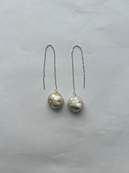 Øreringe med topsneglehuse